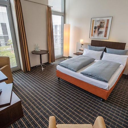 Livenwork Hotel & Coworking Gvz インゴルシュタット エクステリア 写真
