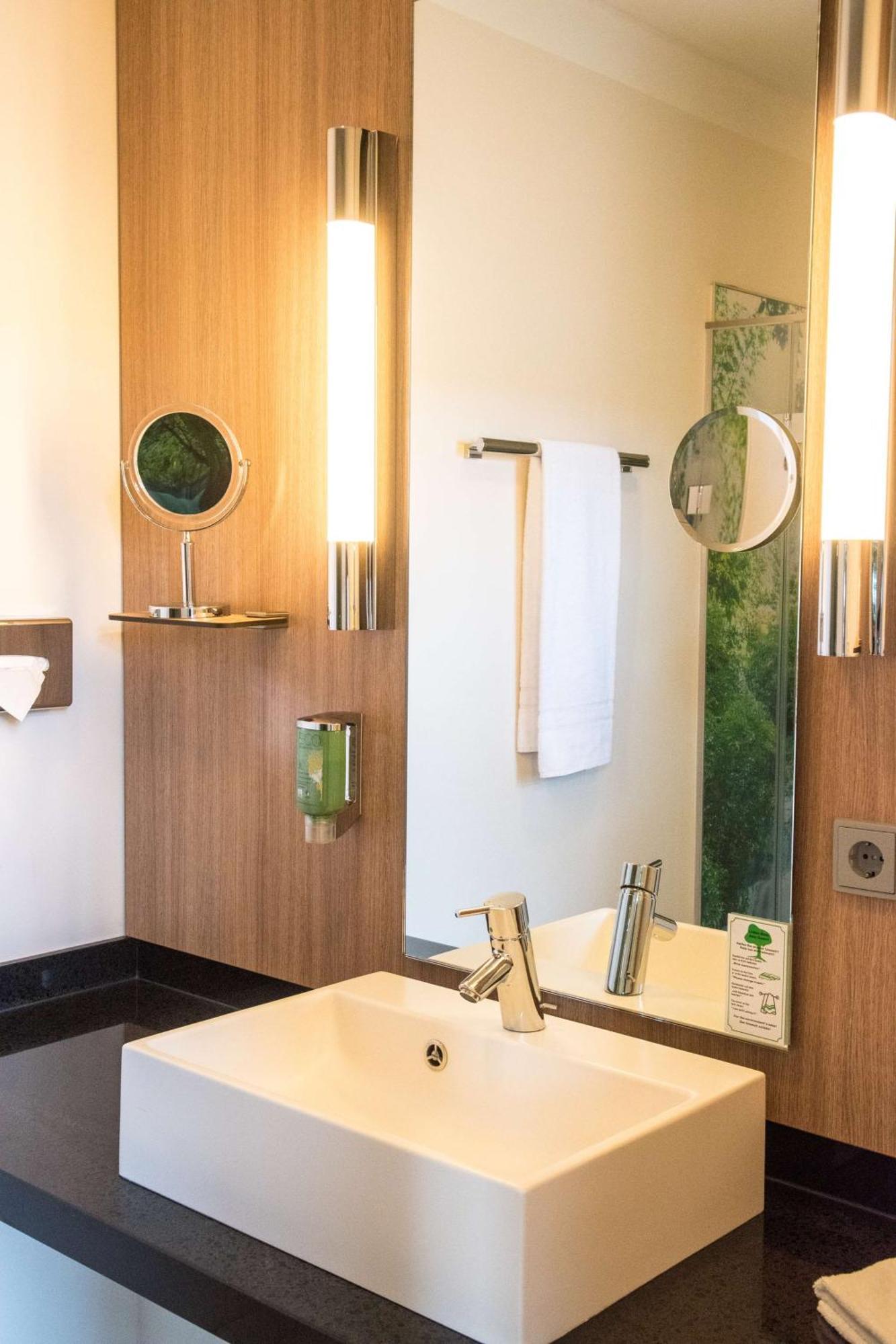 Livenwork Hotel & Coworking Gvz インゴルシュタット エクステリア 写真