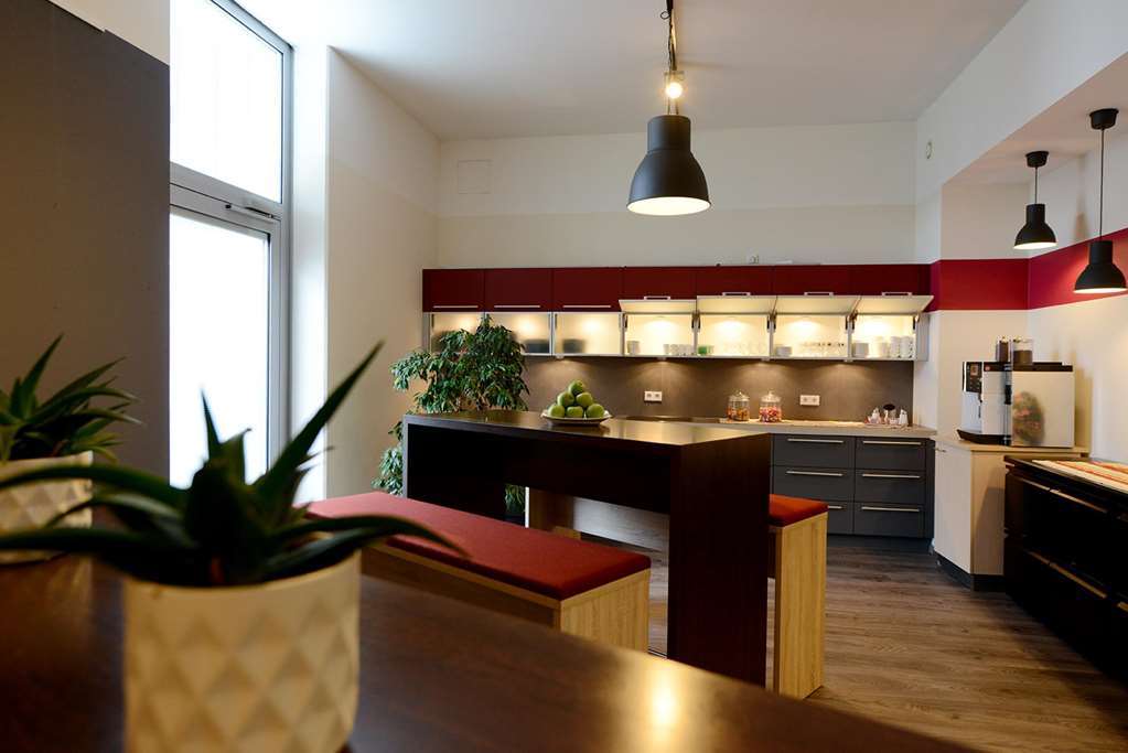 Livenwork Hotel & Coworking Gvz インゴルシュタット レストラン 写真